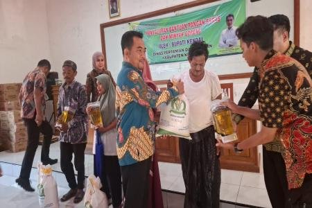 Ratusan Warga Sukomulyo Terima