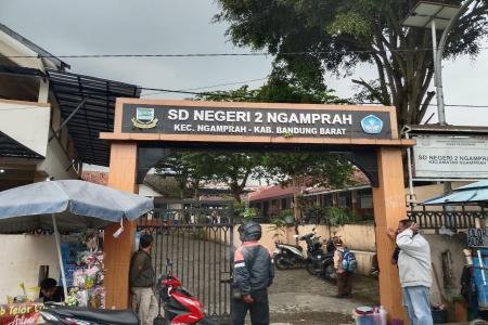   SDN 2 NGAMPRAH MENUAI PROTES, DI
