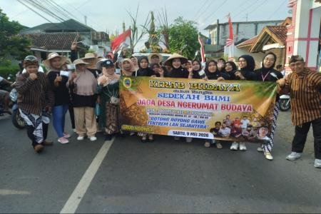 Kehadiran Mbah Totok Kriwil bi