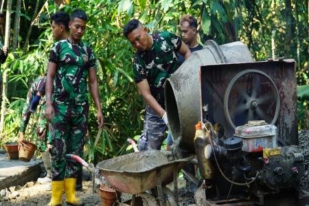 Putaran Molen Jadi Irama Semangat Pemb