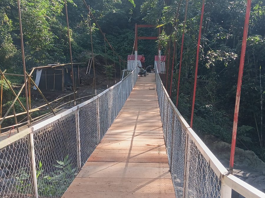 Pembangunan Jembatan Gantung Desa Serang Tahap Akhir, Akses Warga Segera Terhubung