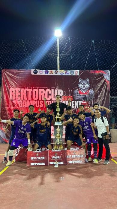 SMAN 2 Sumenep Sabet Juara Rektor Cup UNIJA 2026, Abdurrahman Faki Dinobatkan sebagai Best Player