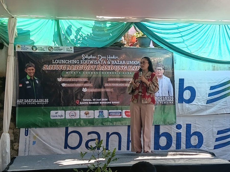 Bupati Bandung Barat Dukung Penuh PLN Indonesia Power Bersihkan Waduk Saguling dari Eceng Gondok   