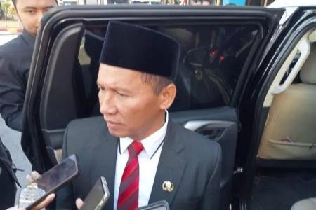 BUPATI TULUNG AGUNG NUNGGU IZIN DA
