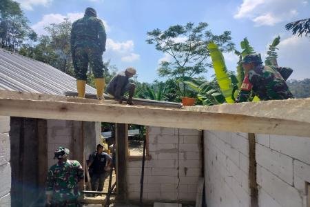 Pembangunan RTLH Program TMMD Sengkuyu