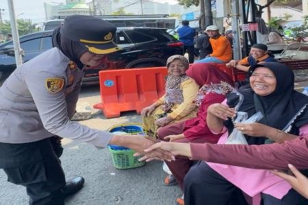 HUMANIS, KAPOLRES KENDAL BORONG TE