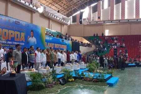 KENDAL TUAN RUMAH DUA CABOR POPDA 