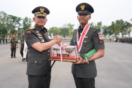 839 PRAJURIT TNI AD RESMI DILANTIK
