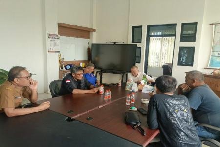 AUDENSI FORUM PRESIDIUM DENGAN KAD