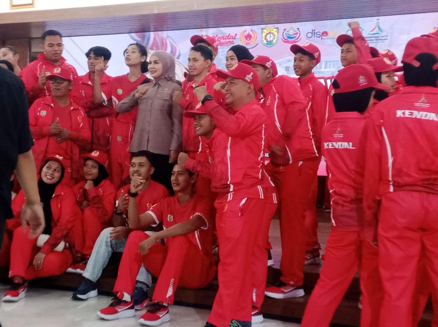 Bupati Kendal Lepas Ratusan Atlet ke Porprov Jateng 2026, Target Lima Besar Jadi Tantangan