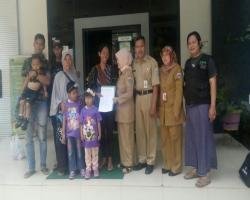 Penjemputan Asih warga Baleraksa Di Panti Sosial Jakarta 