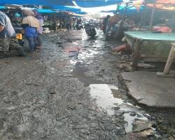 Sudah Empat Tahun Warga Keluhkan Jalan Pasar Anyer