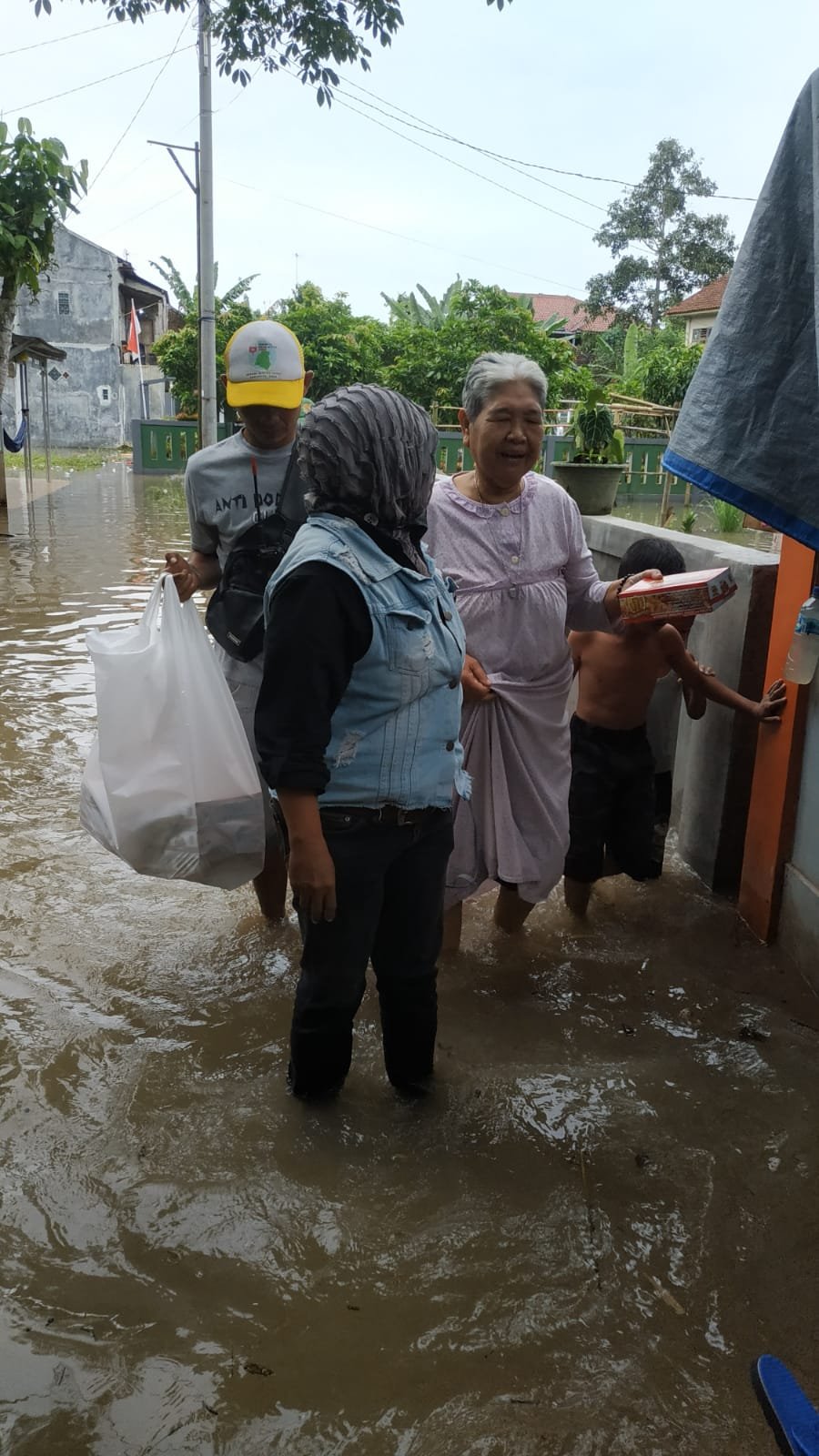 Hujan Lebat Yang Mengakibatkan Banjir.pub Kembali Berbagi Sasieur Sabe