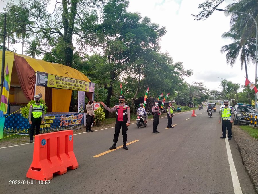 Wakapolres Lebak Polda Banten Lakukan Pengecekan Pos Pam Wisata Pantai