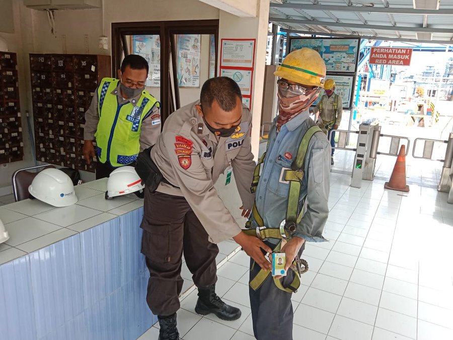 Personel Ditpamobvit Polda Banten Lakukan Pengecekan Di Seluruh Kawasa