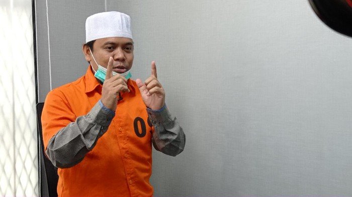 Kata Polisi : Gus Nur Klaim Susah Salat Dan Kena Pungli 100 Ribu Perha