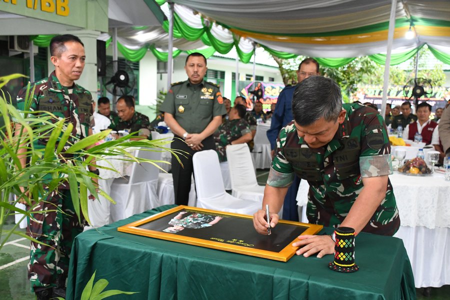 Syukuran Hut Ke  71 Korps Hukum Tni Ad , Pangdam 1  Bb : Hukum Adalah 