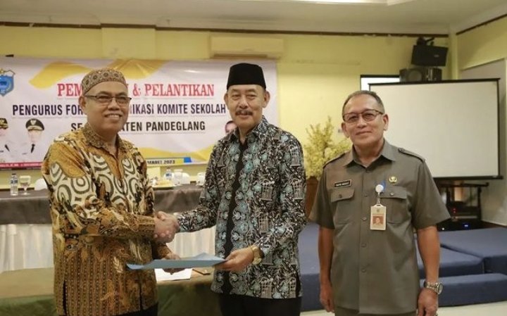 Pj Sekda Taufik Hidayat Hadiri Pelantikan Fkks Kecamatan Periode 2023 