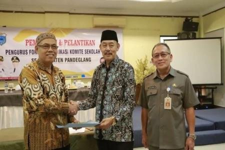 Pj Sekda Taufik Hidayat Hadiri Pelantikan FKKS Kecamatan periode 20232