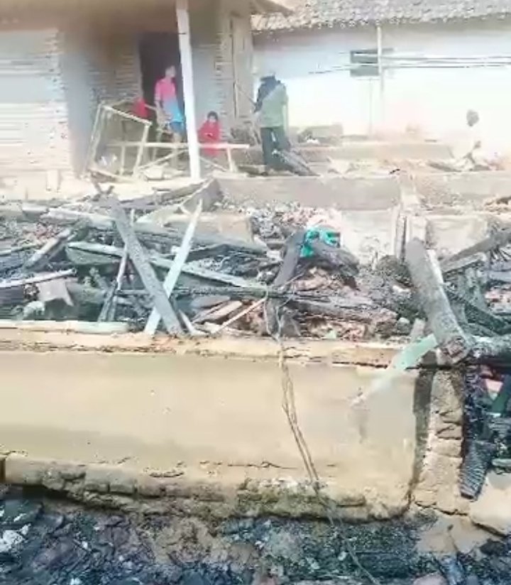 Kebakaran Di Kampung Ciletuh Desa Panggarangan Hanguskan Dua Rumah