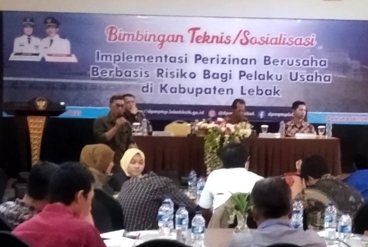 Kegiatan Bimtek / Sosialisasi Implementasi Perizinan Berusaha Berbasis