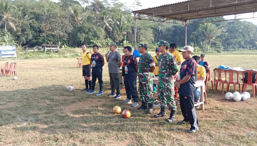 Turnamen Sepak Bola Ku 11 Dan Ku 13 Digelar Di Karangmoncol