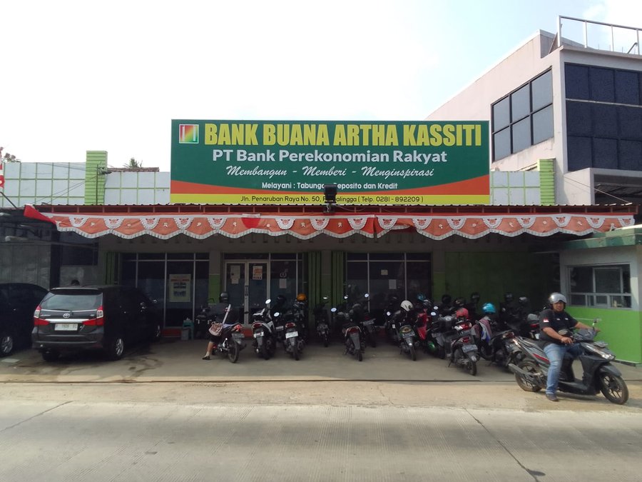 Di Duga Bpr Buana Artha Kassiti Melakukan Penggelapan Uang Debitur