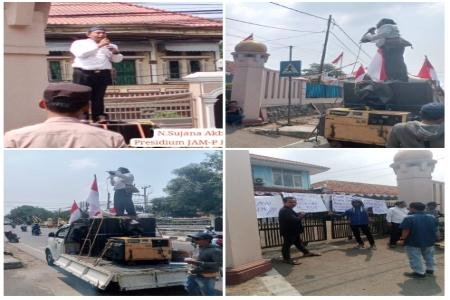 Aktifis JAMP Dan TURKI Lakukan Aksi Desak Pemecatan Kepala DISKAN Pand