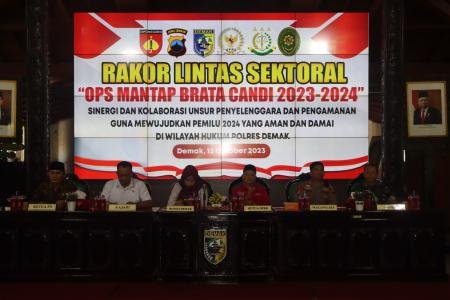 DEMAK GELAR DEKLARASI DAMAI PEMILU 2024 