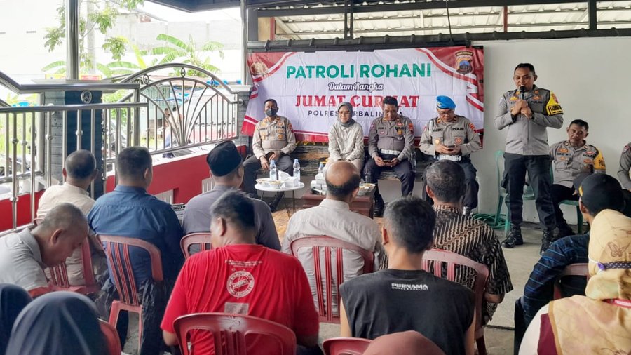 Jumat Curhat, Polres Purbalingga Sosialisasikan Larangan Penggunaan Kn