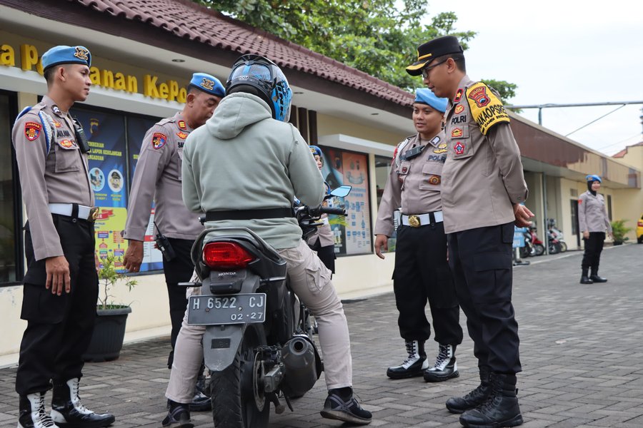 Propam Polres Demak Oprasi Knalpot Brong Anggota