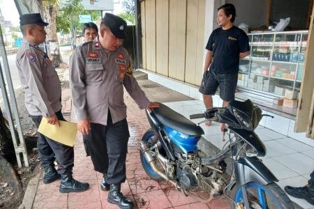 Polsek Kalimanah Tertibkan Sepeda Motor dengan Knalpot Brong