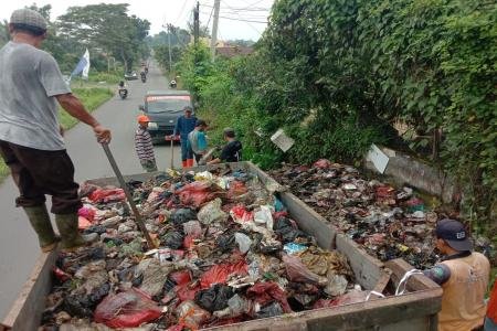 Dinas Lingkungan Hidup Kabupaten Lebak  Jangan Buang Sampah Sembaranga