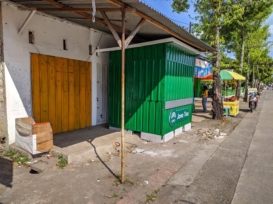 Polemik Bangunan Permanen Diatas Trotoar Desa Bukateja