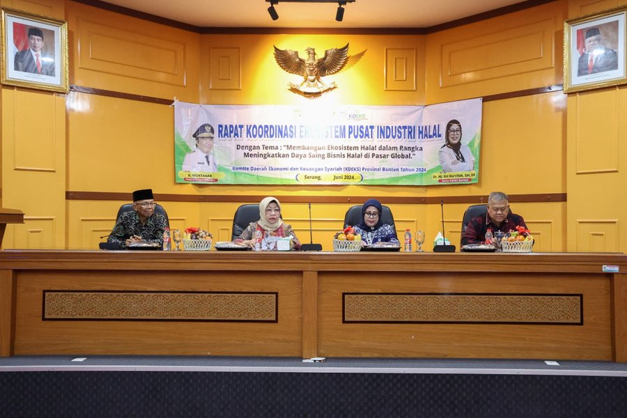 Plh Sekda Banten Sampaikan Gagasan Dalam Rakor Ekosistem Pusat Industr