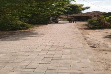 PEMBANGUNAN JALAN PAVING BLOK TELAH TERLAKSANA DI KP LEBAK KONENG DESA