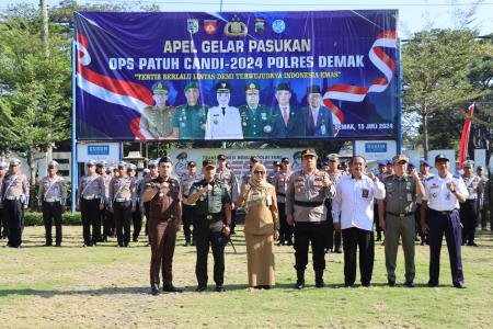 GELAR OPRASI PATUH POLRES DEMAK FOKUS TINDAK 13 PELANGGARAN LALULINTAS