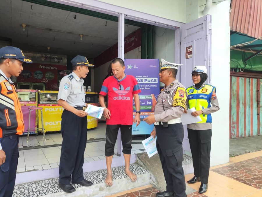 Demak Bersholawat Dalam Rangka Hut Ke 79 Satlantas Dan Dishub Lakukan 