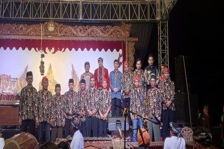 MALAM PUNCAK GEBYAR KEMERDEKAAN DESA SANGKANAYU