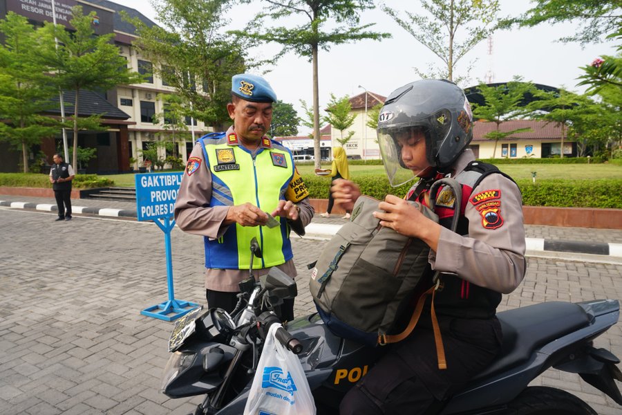 Oprasi Zebra Candi 2024 Sipropam Polres Demak Gelar Gaktibplin Anggota