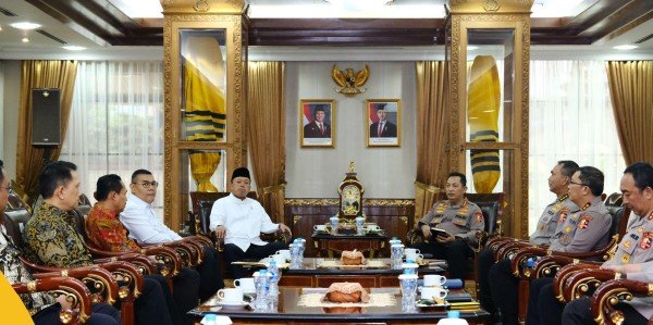 Kunjungi Kapolri, Menteri Nusron Perkuat Kerja Sama Untuk Berantas Maf