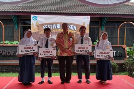 SMP N 3 KALIMANAH JUARA II DALAM FESTIVAL DAKON PURBALINGGA 