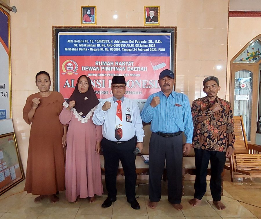 Tiga Orang Warga Pengadu Ke Aliansi Indonesia Dugaan Penipuan Dan Lela