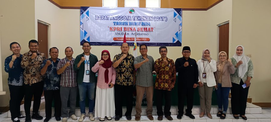Plt Kepala Dinas Koperasi & Ukm Hadiri Rapat Anggota Tahunan Kpri Bina