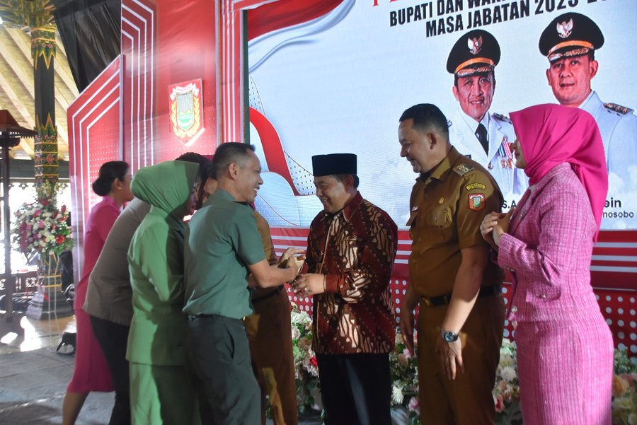 Dandim Wonosobo Sampaikan Ucapan Selamat Atas Serah Jabatan Kepada Bup