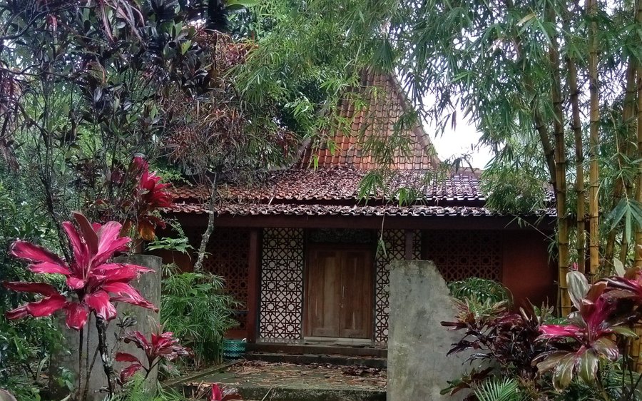 Waliyullah Nyai Rubiyah Bekti