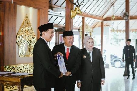 Serah Terima Jabatan Bupati dan Wakil Bupati Banyumas