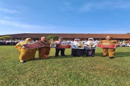 Prestasi Membanggakan Peserta Didik Smp N 1 Mrebet Juara 1 Lomba Matem