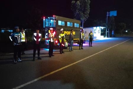 Antisipasi Balap Liar Polres Sumenep melaksanakan Patroli Sahur di Dae