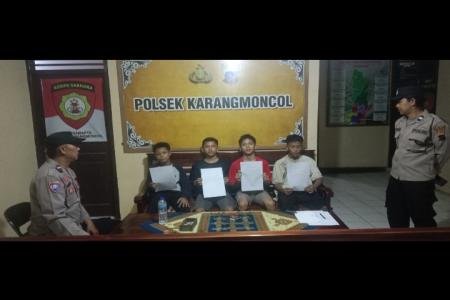 PELAJAR MERESAHKAN WARGA KARENA TREKTREKAN DIBAWA KE POLSEK KARANGMONC